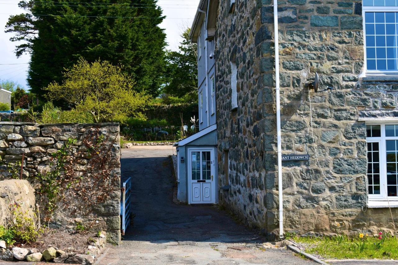 Spacious 3 Bedroom Garden Apartment In Snowdonia National Park Garndolbenmaen Eksteriør billede