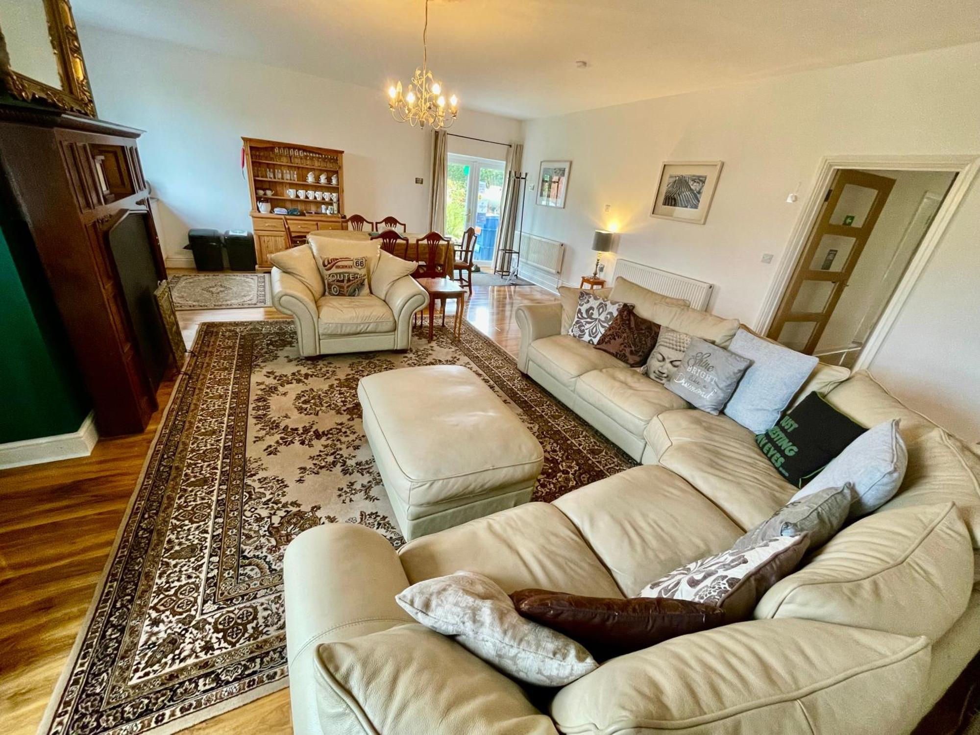 Spacious 3 Bedroom Garden Apartment In Snowdonia National Park Garndolbenmaen Eksteriør billede